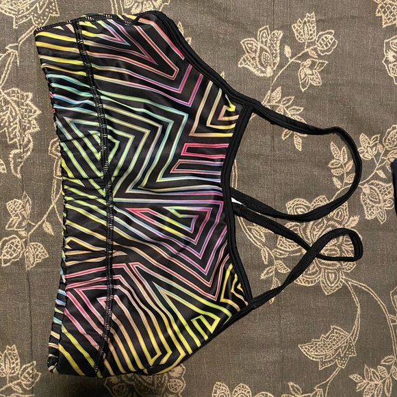 United lifters sports bra. Size L - Picture 1 of 3